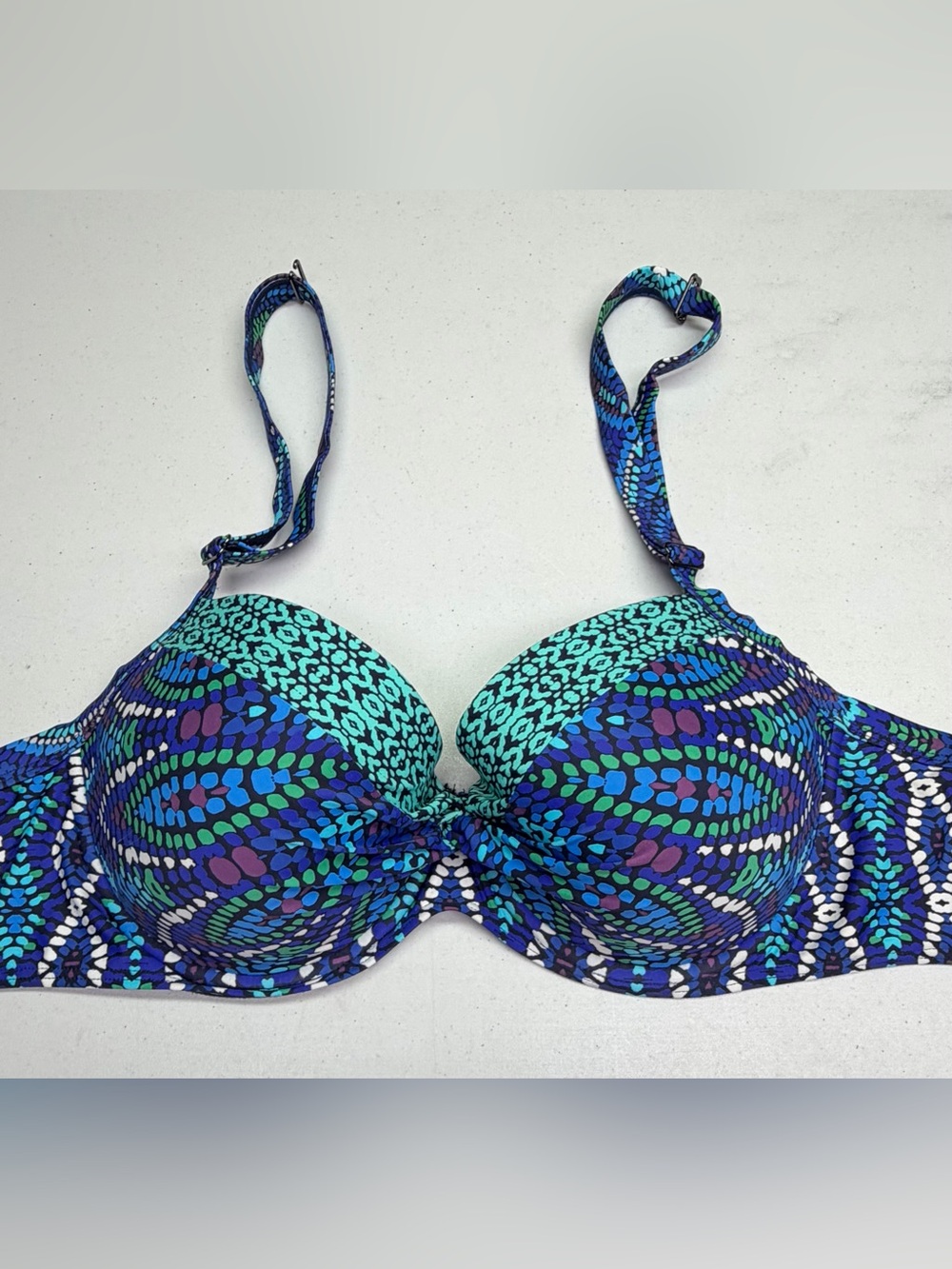 Moontide Blue Print Underwire Bikini Top 34F 12F Twist Front Winter Sale